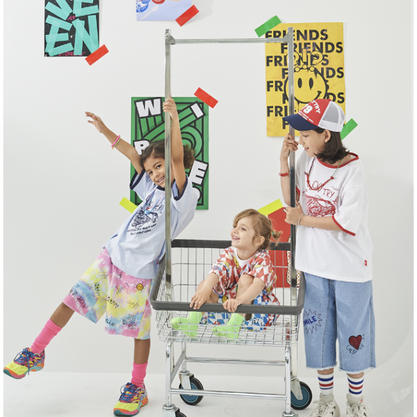 <a href='/b_sketch.html?ptype=view&idx=7582&page=23&code=b_sketch'>럭키트라이 외국인모델섭외 </a>