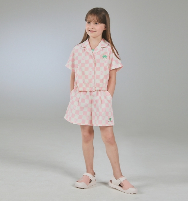 <a href='/b_sketch.html?ptype=view&idx=7611&page=22&code=b_sketch'>뉴발란스 키즈 촬영</a>