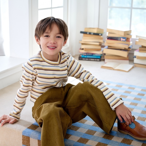 <a href='/b_sketch.html?ptype=view&idx=9562&page=12&code=b_sketch'>외국인 키즈모델 섭의</a>