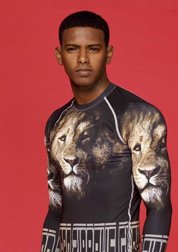 <a href='/index.html?ptype=view&idx=6331&page=26&code=model'>Casual / Simple</a>