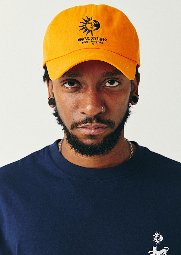 <a href='/index.html?ptype=view&idx=6446&page=26&code=model'>Tough/ Casual</a>