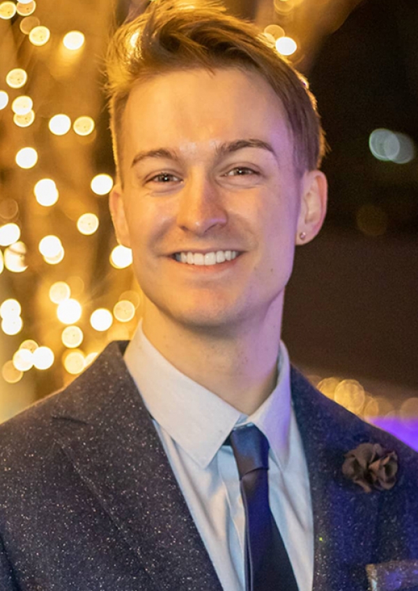 <a href='/index.html?ptype=view&idx=10755&page=4&code=model'>AD92</a>