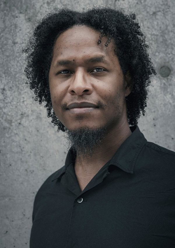 <a href='/index.html?ptype=view&idx=10821&page=1&code=model&category=165'>LEO86</a>