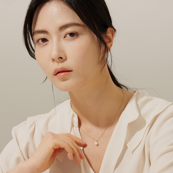 <a href='/portfolio.html?ptype=view&idx=7576&page=1&code=sports_star'>쥬얼리 라토프 촬영</a>