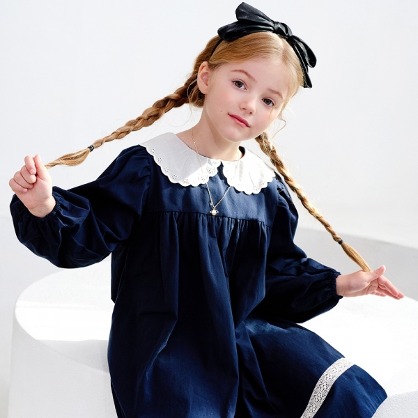 <a href='/portfolio.html?ptype=view&idx=9767&page=1&code=sports_star'>라토프 주얼리 룩북촬영</a>