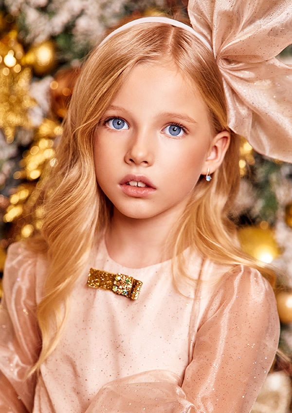 <a href='/y_model.html?ptype=view&idx=7376&page=36&code=y_model'>DARIA</a>