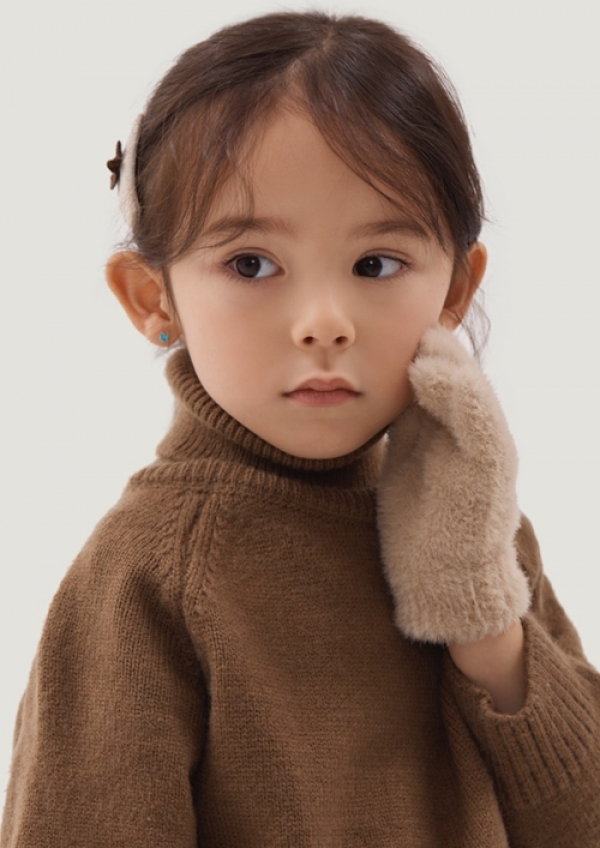 <a href='/y_model.html?ptype=view&idx=8383&page=32&code=y_model'>EL18</a>