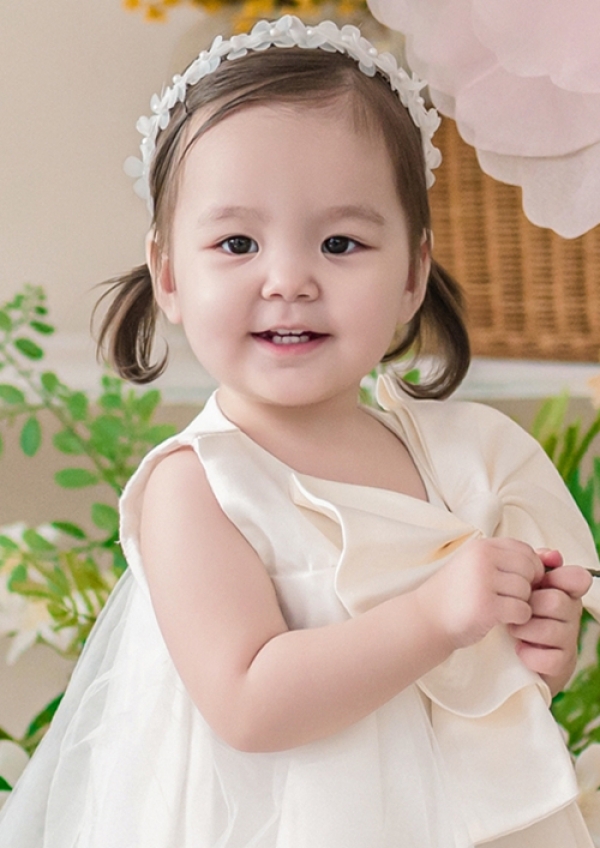 <a href='/y_model.html?ptype=view&idx=10413&page=1&code=y_model'>CHS23</a>