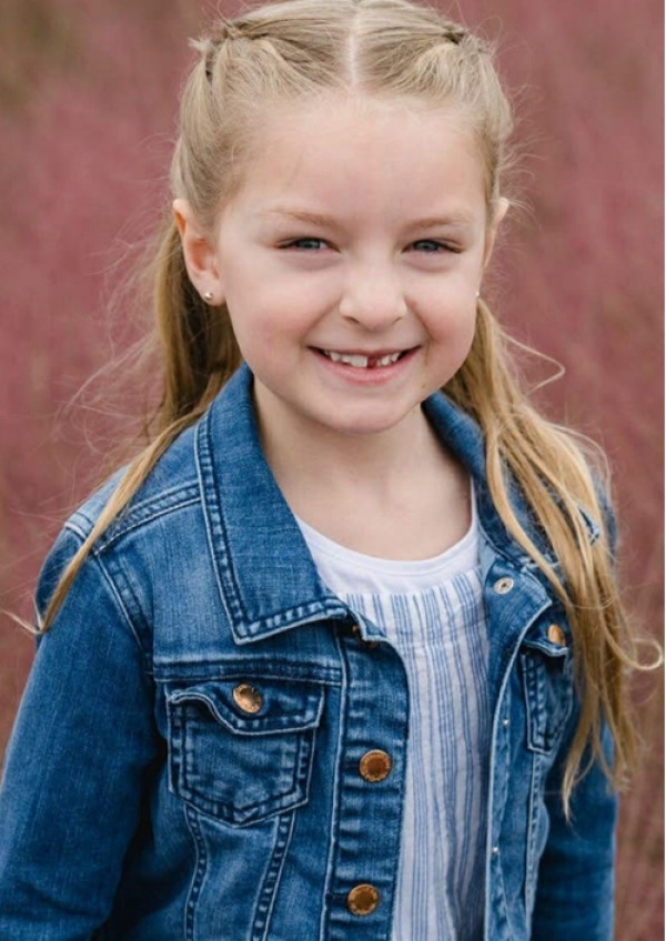 <a href='/y_model.html?ptype=view&idx=10358&page=8&code=y_model'>ELJ18</a>